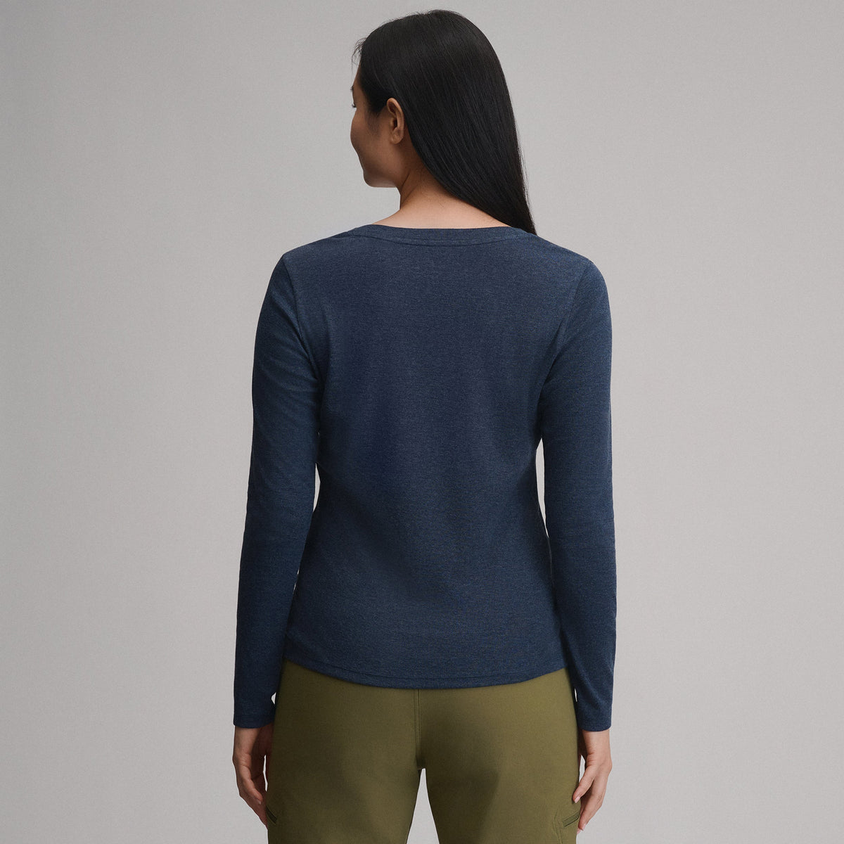 Eddie Bauer Women's Everyday Long-Sleeve V-Neck T-Shirt alternate view 1