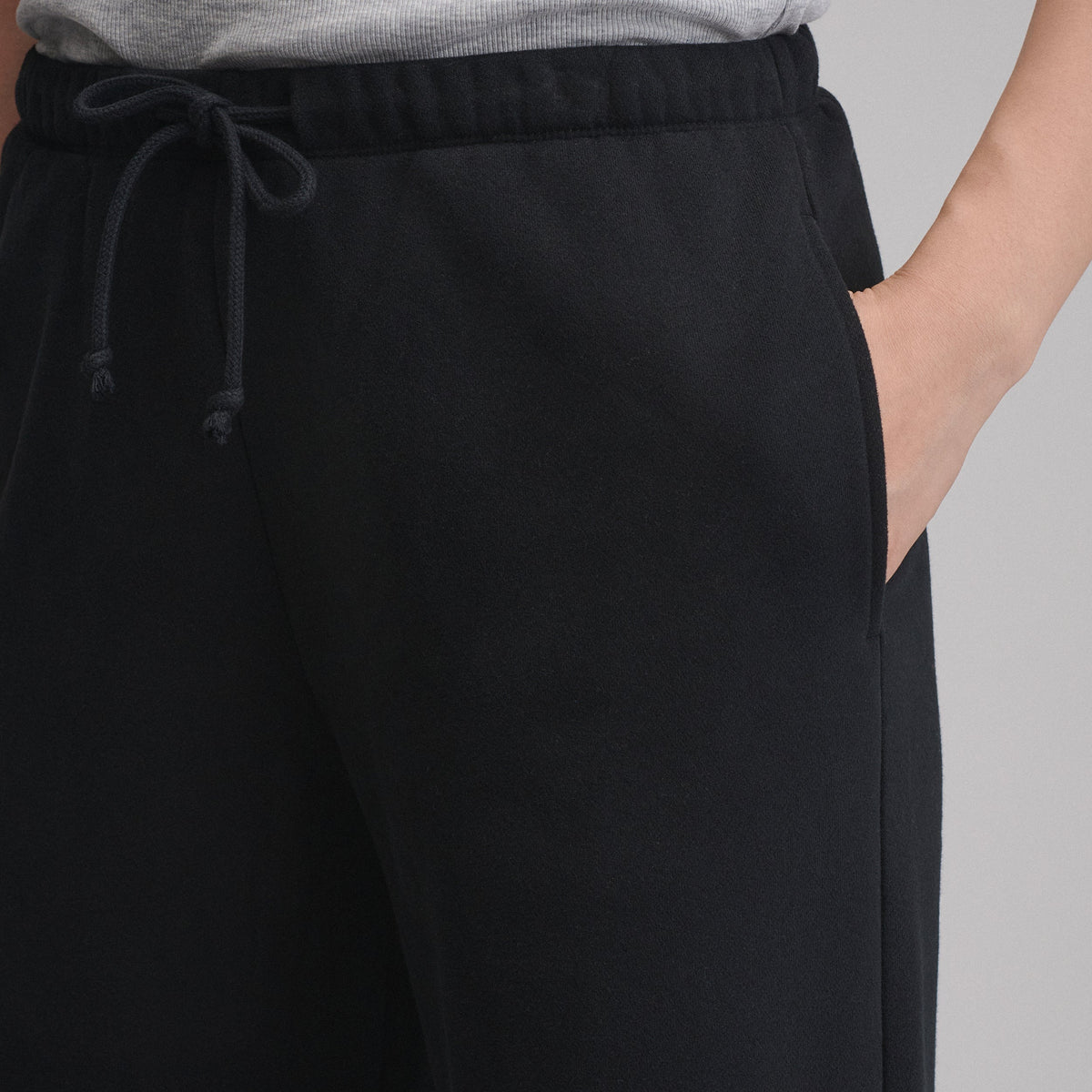 Eddie Bauer Women's Vintage Soft Relaxed Fit Wide Leg Sweatpants alternate view 2