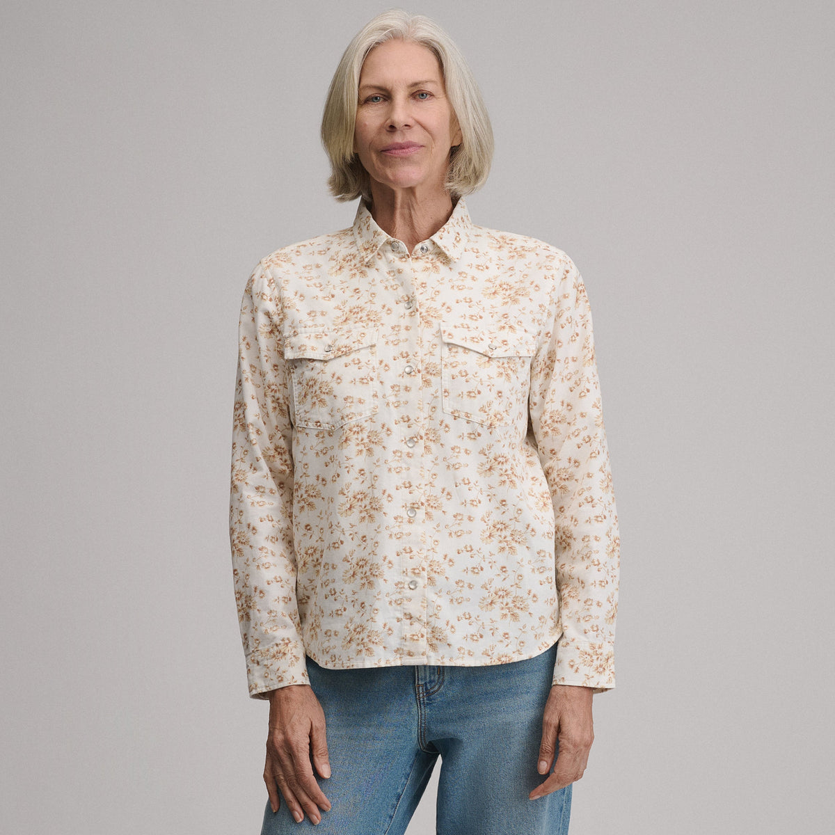 Eddie Bauer Women's Long-Sleeve Western Button-Down Shirt alternate view 4