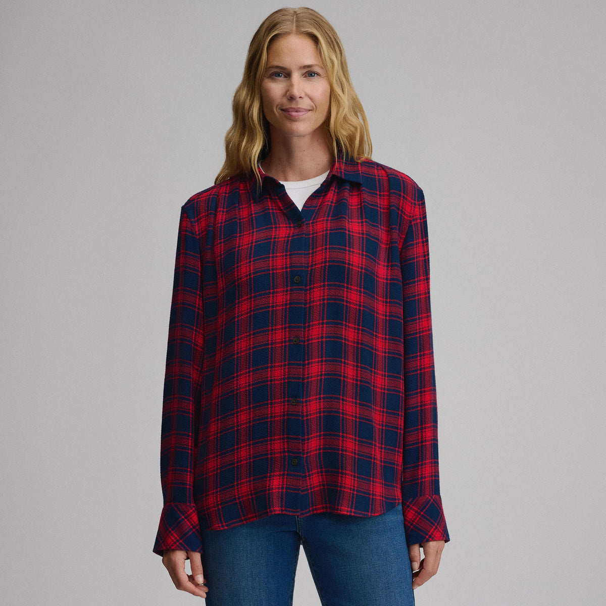 Eddie Bauer Women's Long-Sleeve Softened Button-Down Shirt alternate view 4