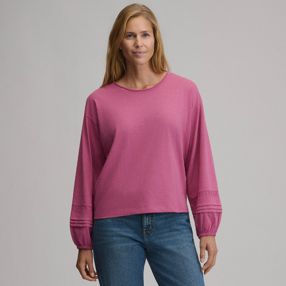 Eddie Bauer Women's Long-Sleeve Soft Relaxed Top alternate view 4