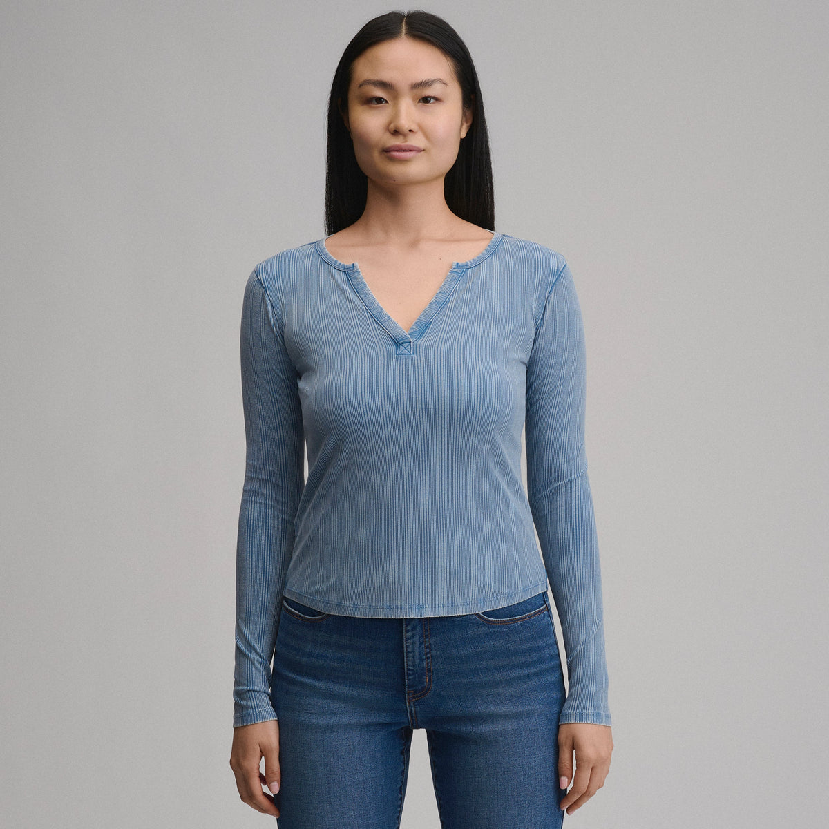 Eddie Bauer Women's Long-Sleeve Rib Y-Neck Henley alternate view 4