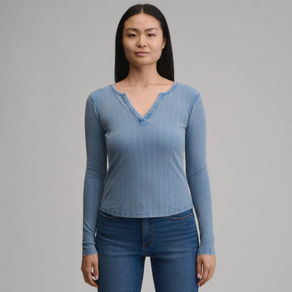 Eddie Bauer Women's Long-Sleeve Rib Y-Neck Henley alternate view 4
