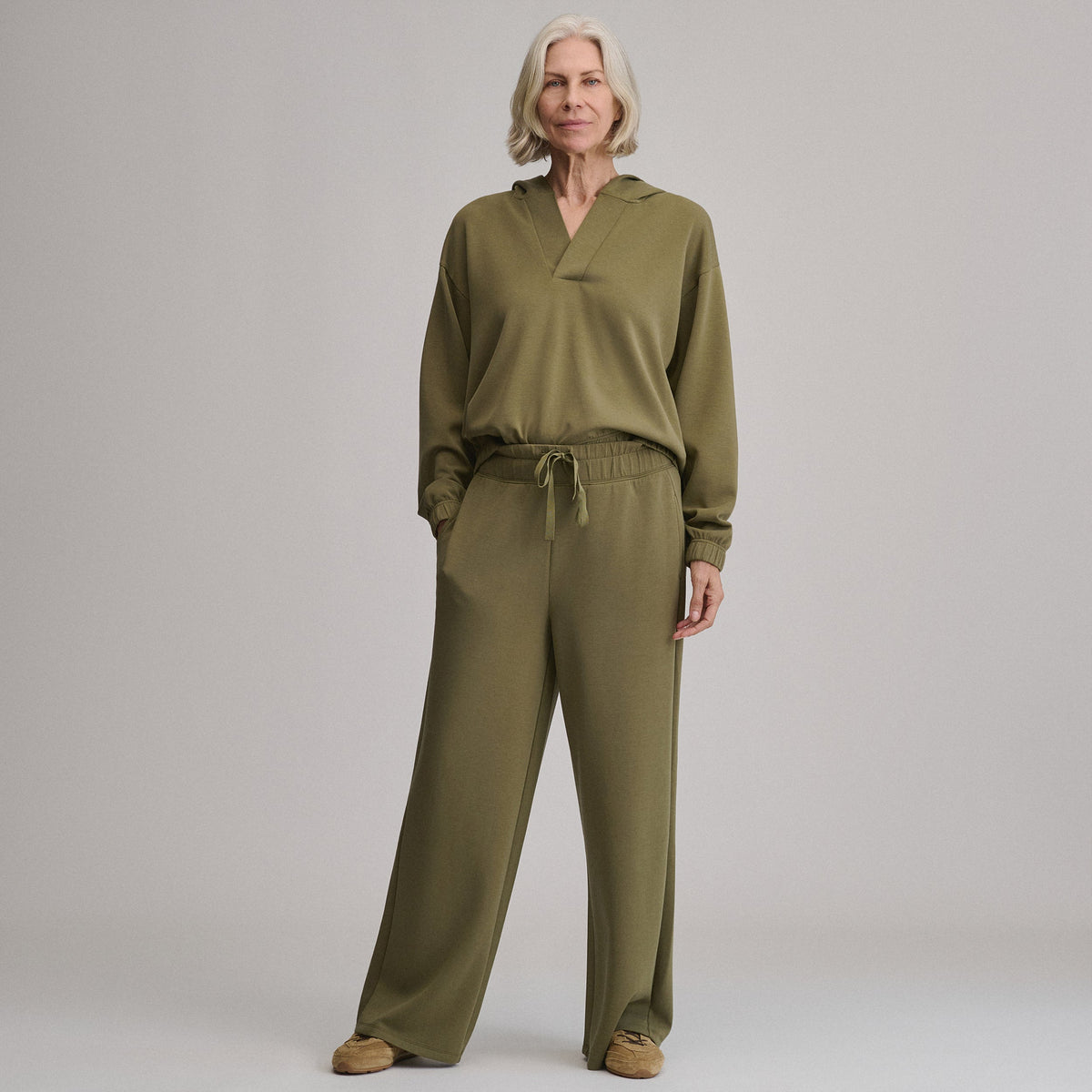 Eddie Bauer Women's Luxe Soft Wide-Leg Pants alternate view 3