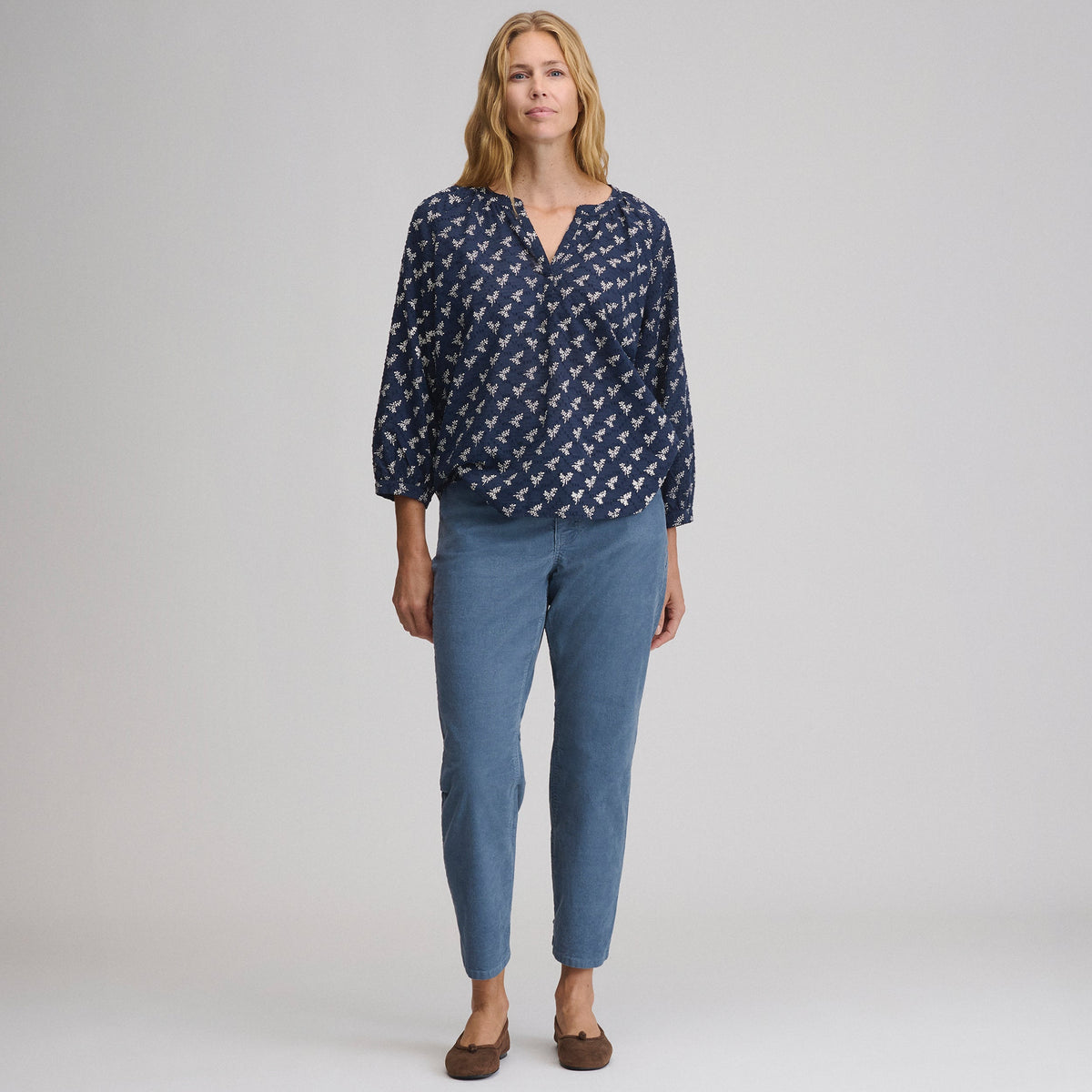 Eddie Bauer Women's Long-Sleeve Split-Neck Popover alternate view 3