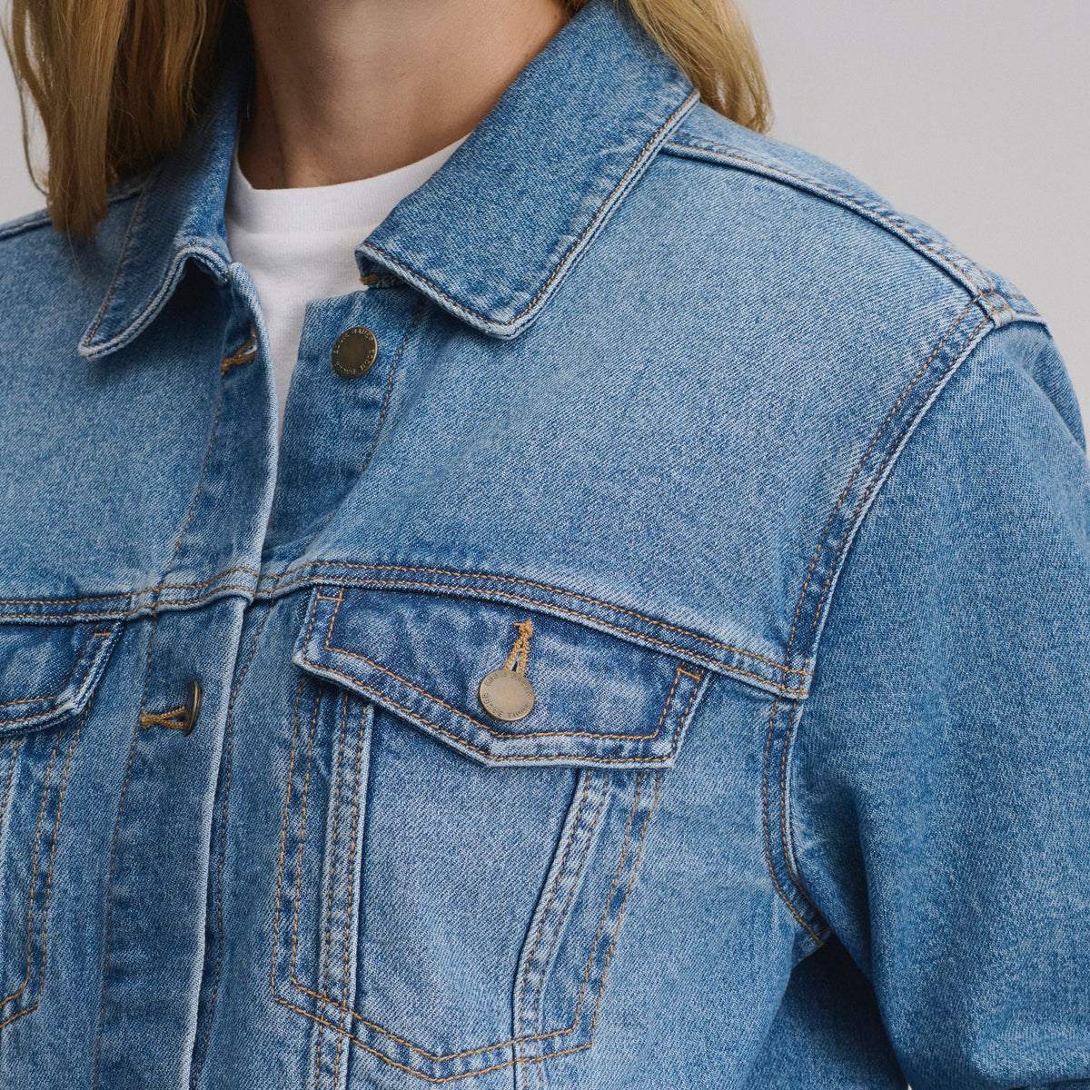 Eddie Bauer Women's Iconic Denim Jacket alternate view 2