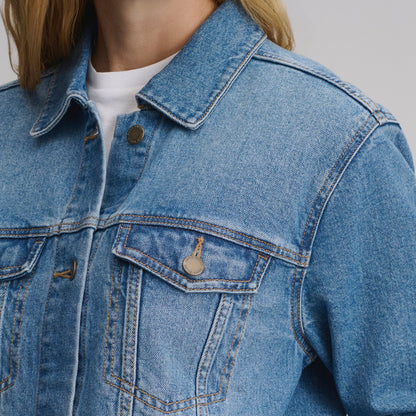 Eddie Bauer Women's Iconic Denim Jacket alternate view 2