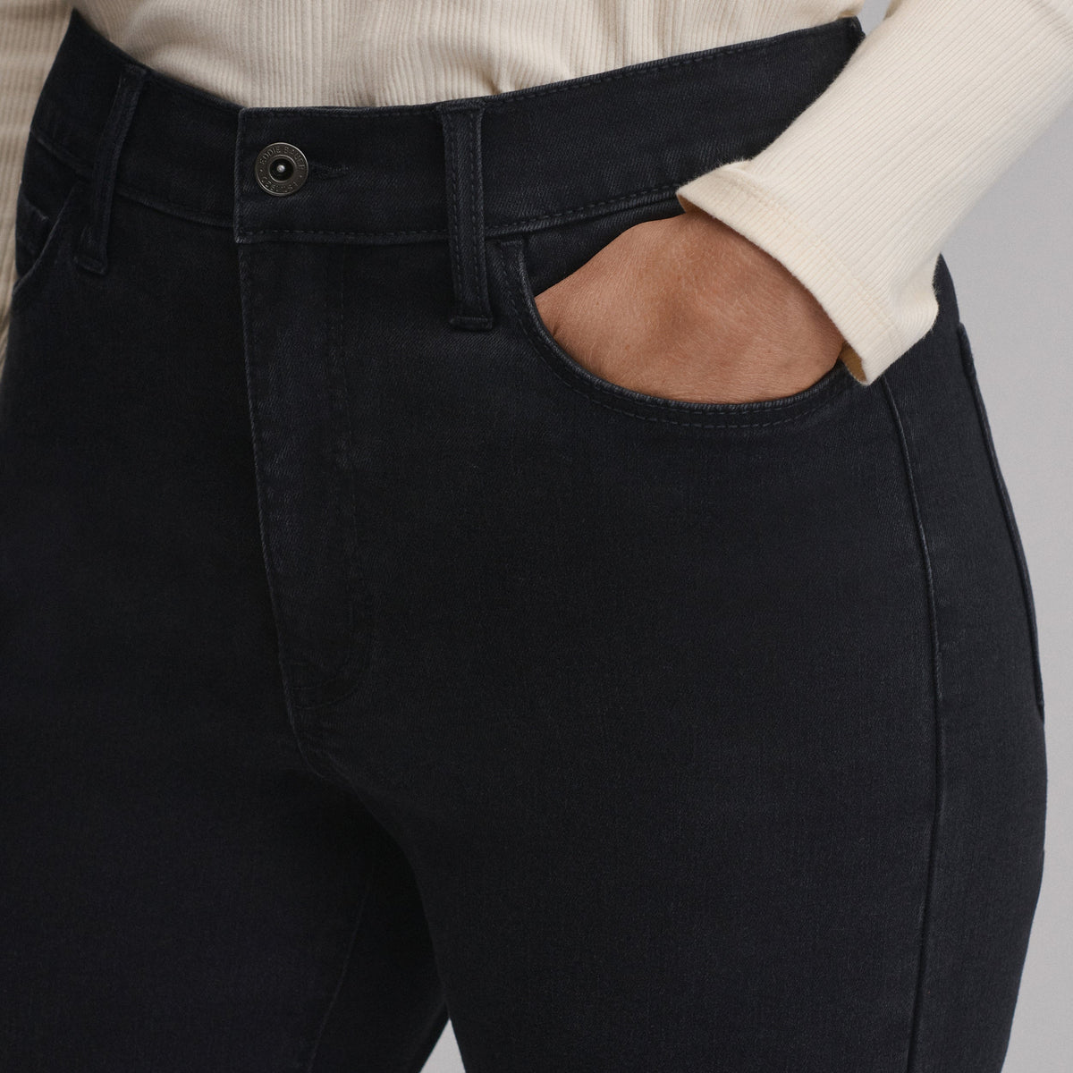 Eddie Bauer Women's Venture Stretch Kick-Flare Jean alternate view 2