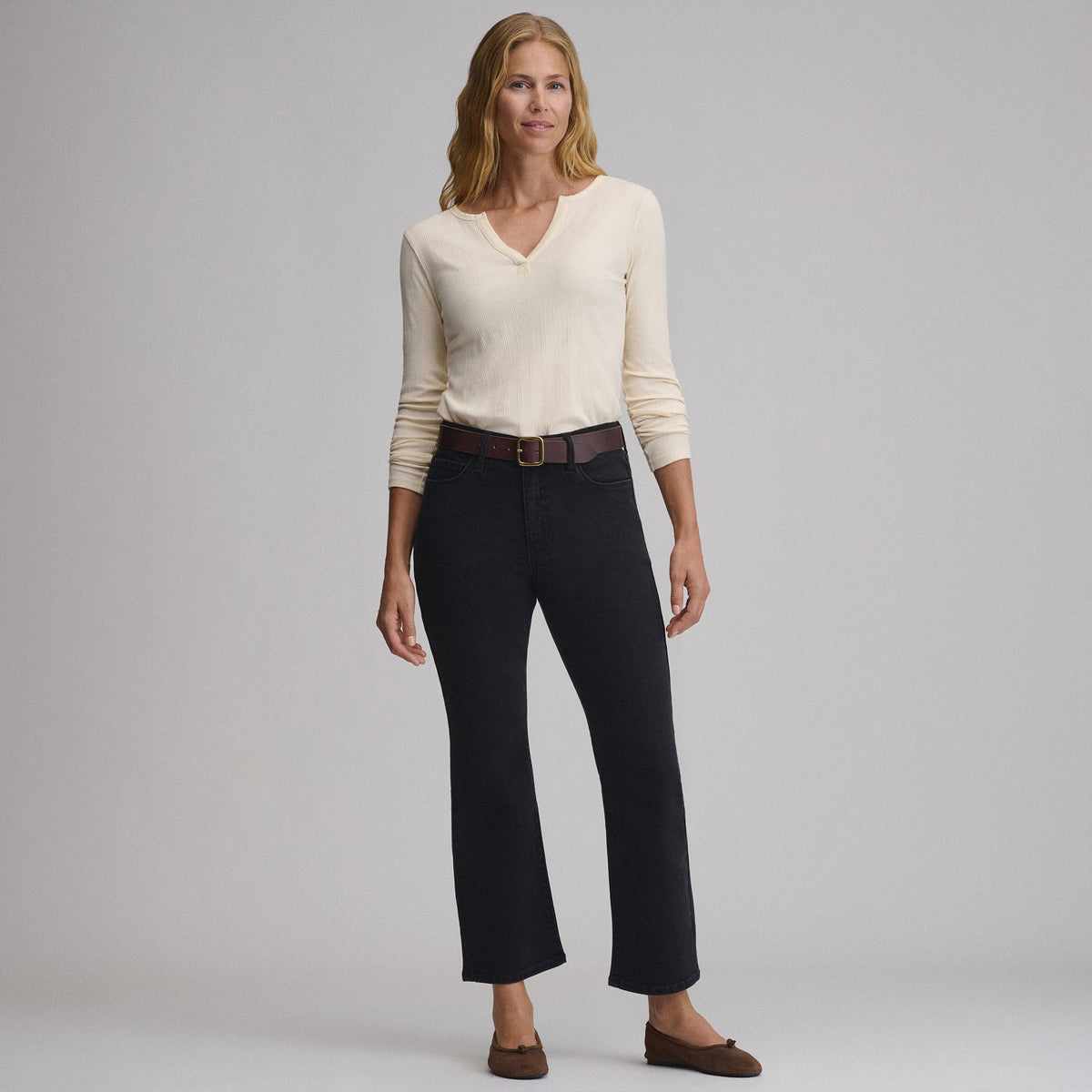 Eddie Bauer Women's Venture Stretch Kick-Flare Jean alternate view 3