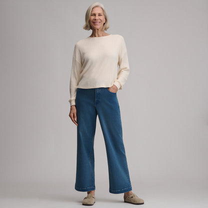 Eddie Bauer Women's High Waisted Wide-Leg Jean alternate view 3