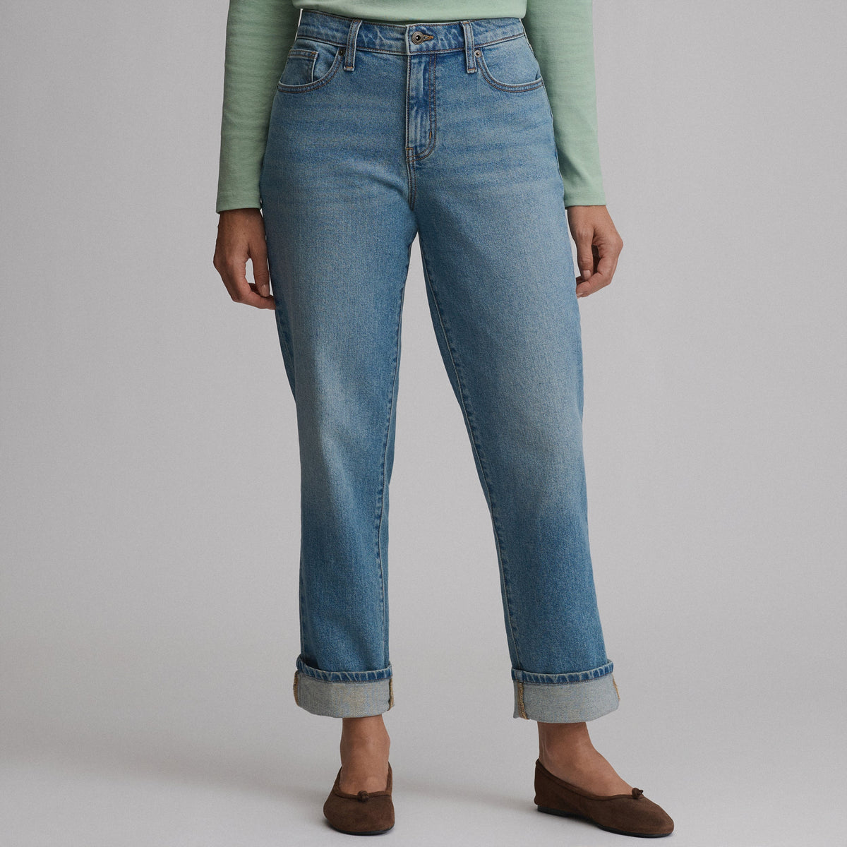 Eddie Bauer Women's Iconic 90's Boyfriend Jean alternate view 4