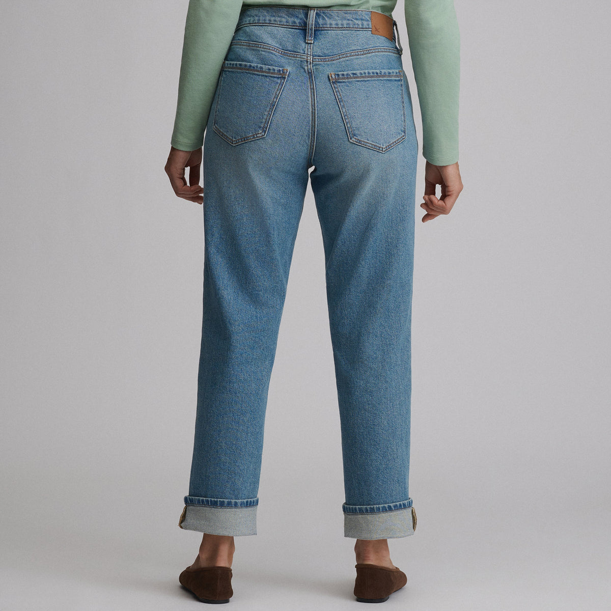 Eddie Bauer Women's Iconic 90's Boyfriend Jean alternate view 5