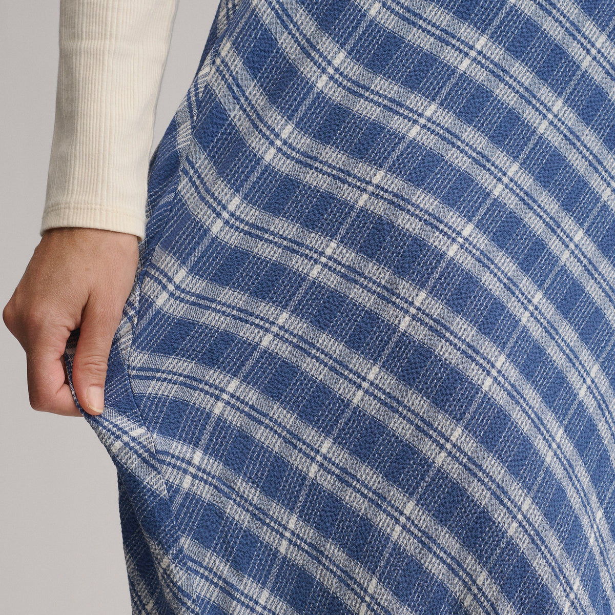 Eddie Bauer Women's Plaid Midi Skirt alternate view 2