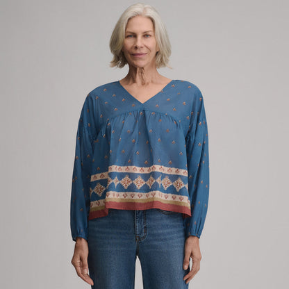Eddie Bauer Women's Long-Sleeve V-Neck Relaxed Woven Popover product image