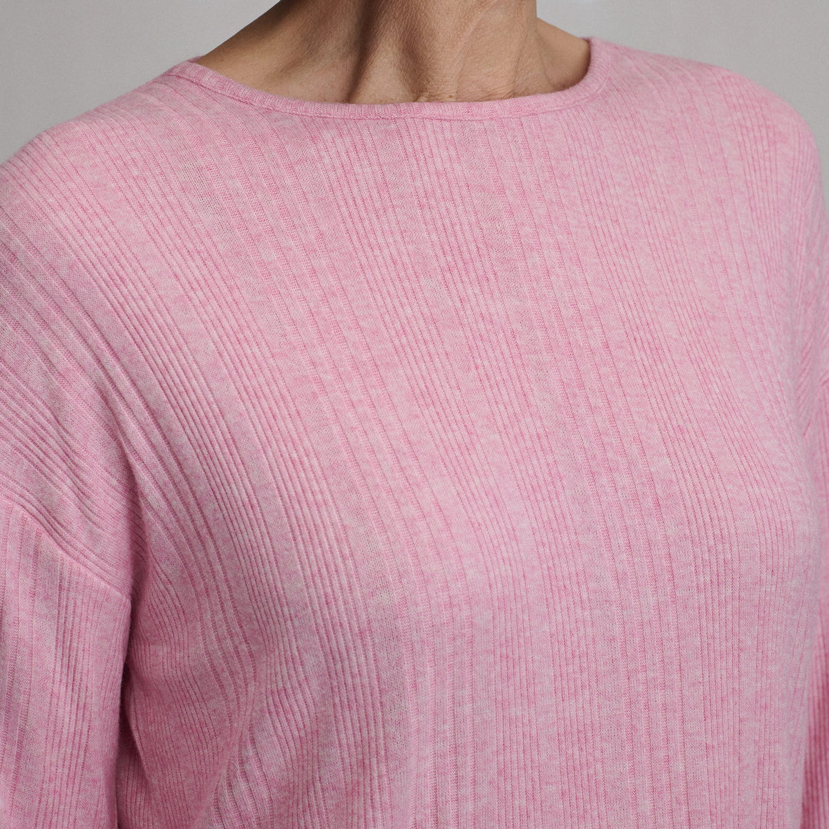 Eddie Bauer Women's Long-Sleeve Cozy Rib Crew alternate view 2