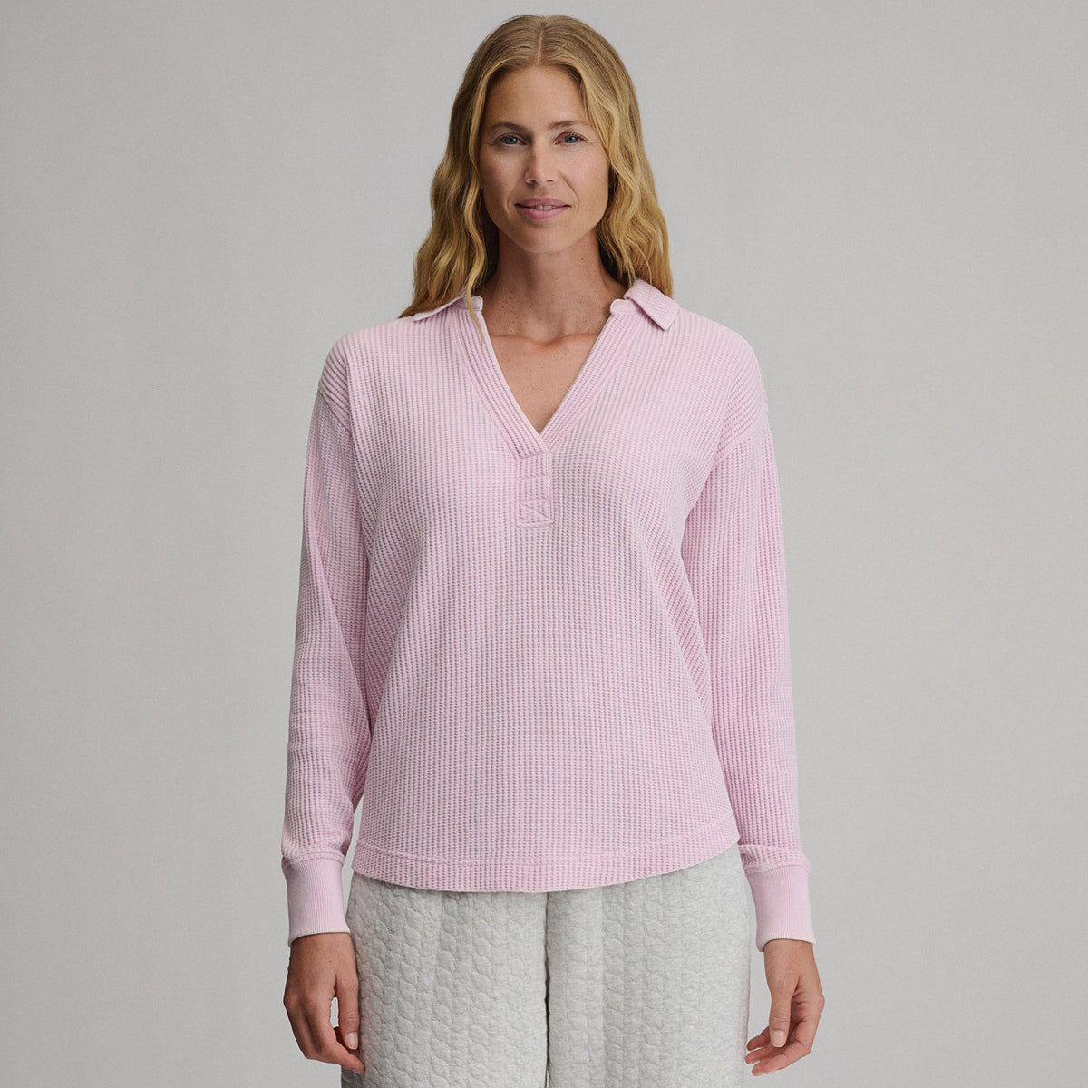 Eddie Bauer Women's Lounge V-Neck Thermal Crew alternate view 4