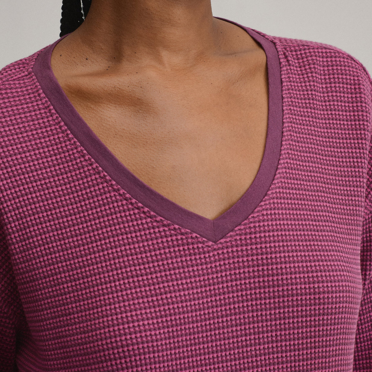 Eddie Bauer Women's Long-Sleeve V-Neck Boyfriend Thermal Crew - Striped alternate view 2