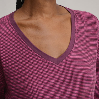 Eddie Bauer Women's Long-Sleeve V-Neck Boyfriend Thermal Crew - Striped alternate view 2