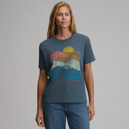 Eddie Bauer Women's Short-Sleeve Relaxed Boyfriend Graphic T-Shirt - Landscape product image
