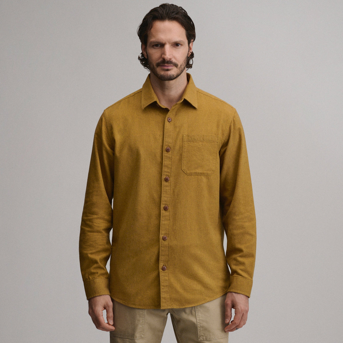 Eddie Bauer Men's Eddie's Favorite Flannel Relaxed Fit Shirt alternate view 3