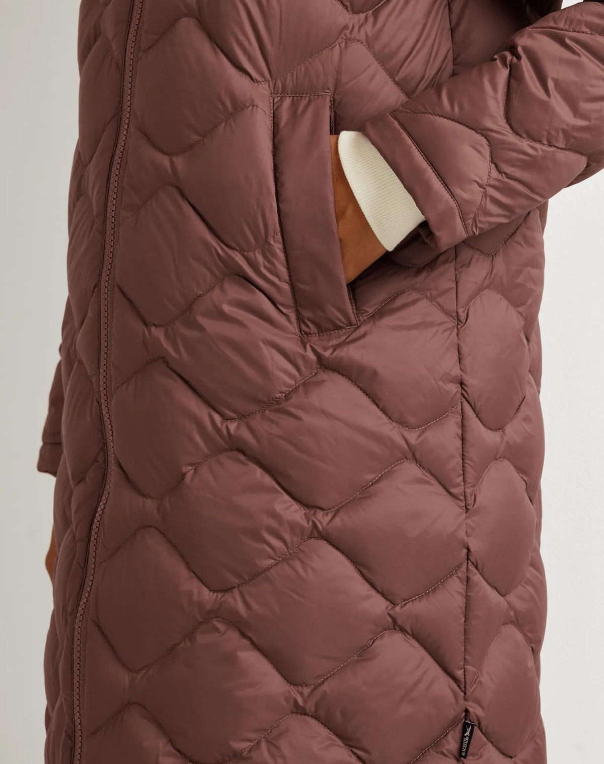Eddie Bauer Women's Shaw Down Hooded Parka alternate view 3