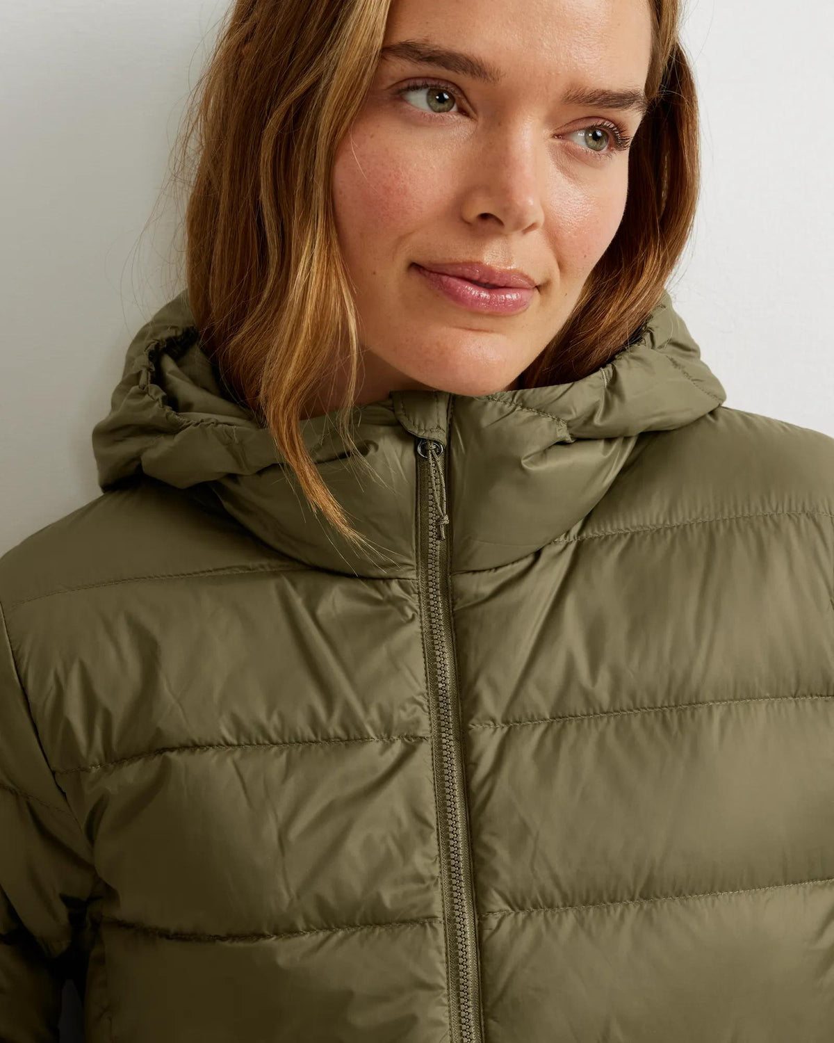 Eddie Bauer Women's CirrusLite Down Hoodie alternate view 5