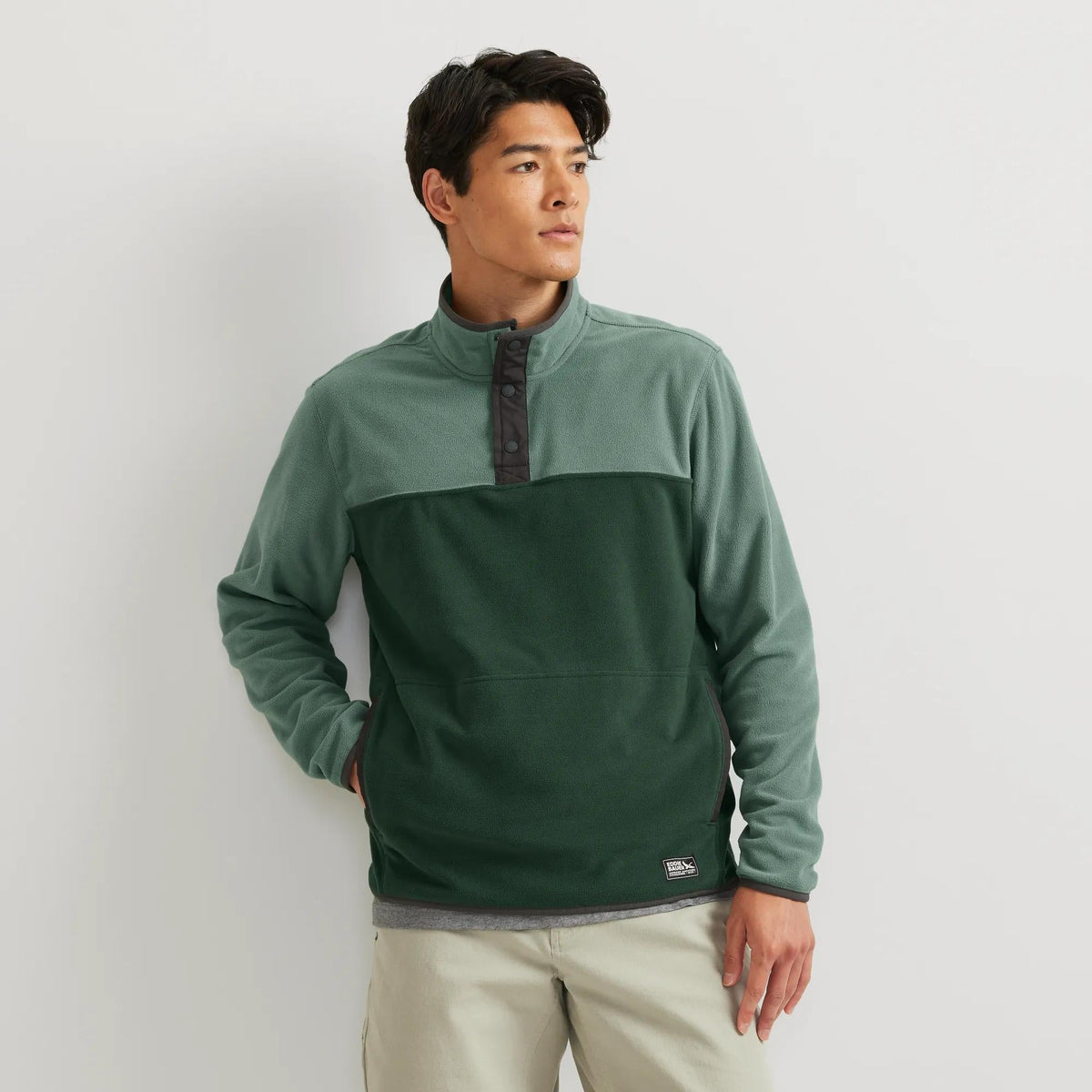 Eddie Bauer Men's Chutes Fleece Snap Mock Pullover product image