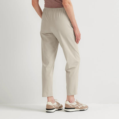 Eddie Bauer Women's Departure Stretch Tie-Front Ankle Pants alternate view 4