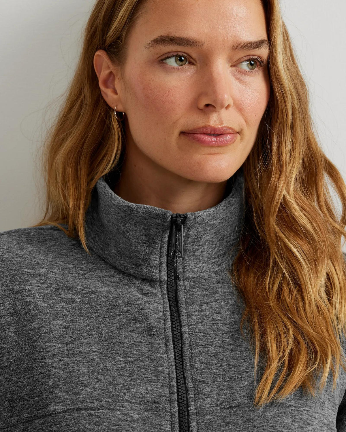 Eddie Bauer Women's Quest 2.0 Fleece Full-Zip Jacket alternate view 2
