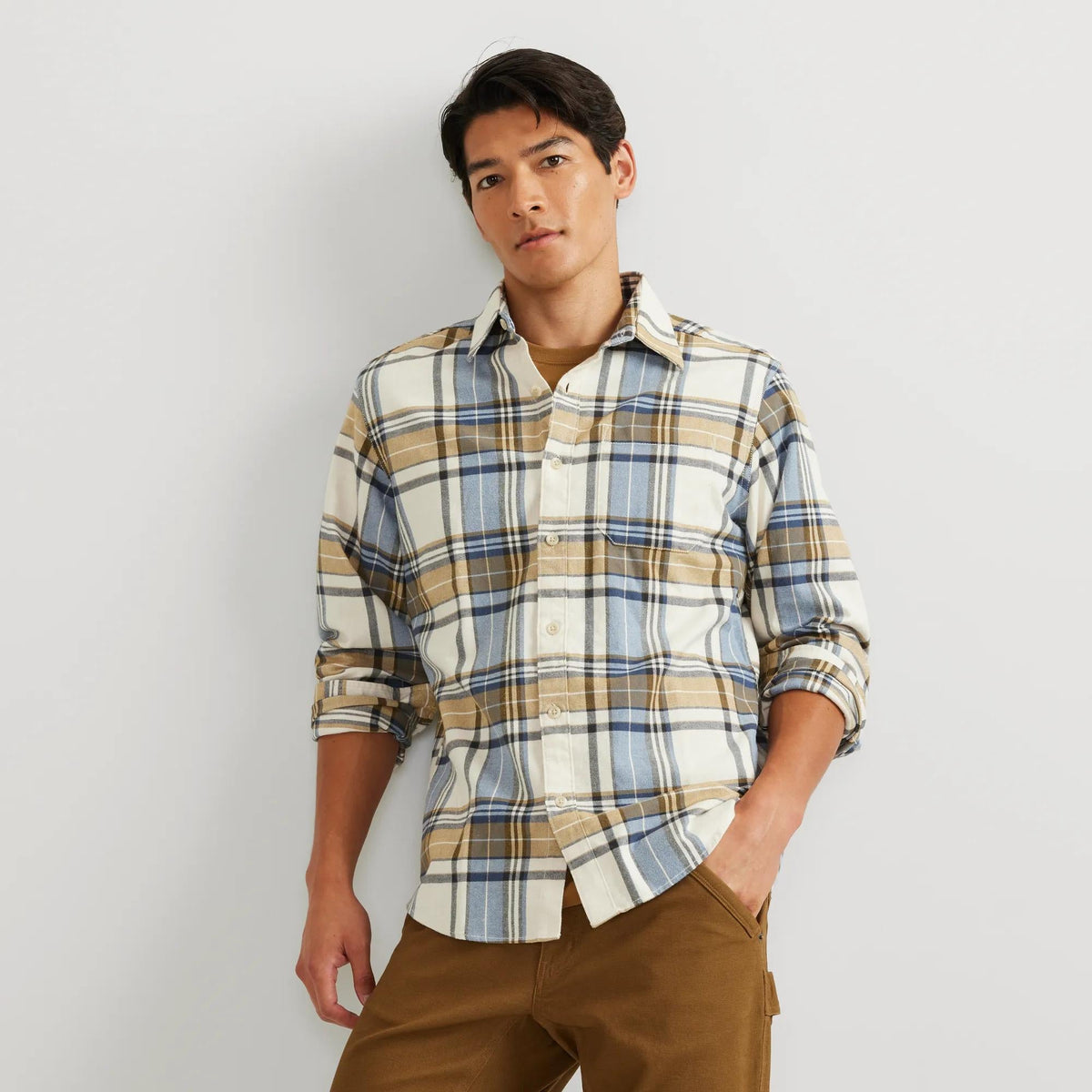 Eddie Bauer Men's Eddie's Favorite Flannel Relaxed Fit Shirt - Plaid alternate view 4