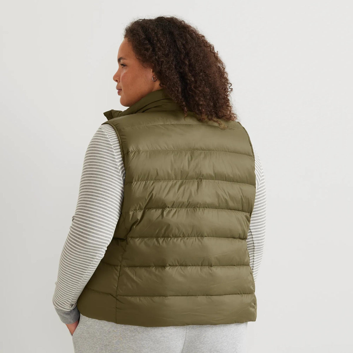 Eddie Bauer Women's CirrusLite Down Vest alternate view 5