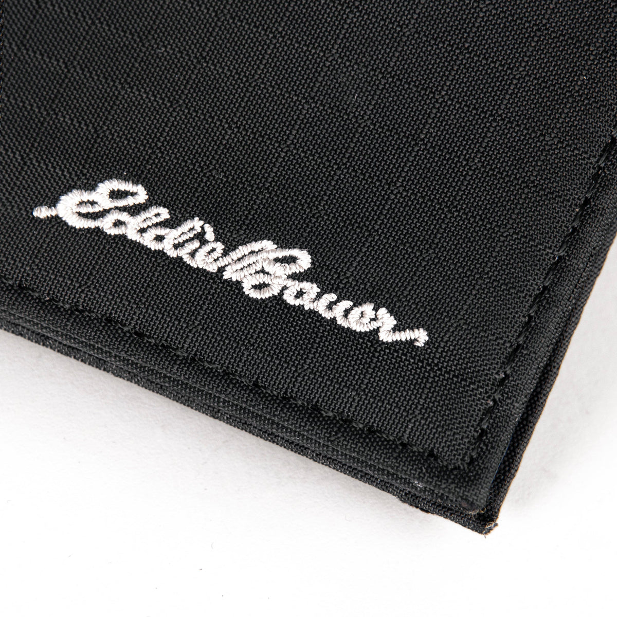 Eddie Bauer Companion Ripstop Nylon Bifold Wallet alternate view 4