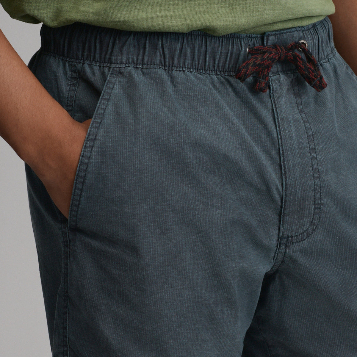 Eddie Bauer Men's Top Out Ripstop Shorts alternate view 2