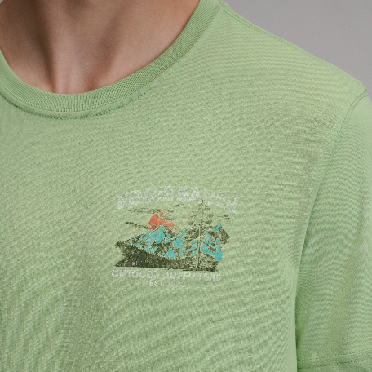 Eddie Bauer Men's Eddie Bauer Escape To Nature alternate view 2