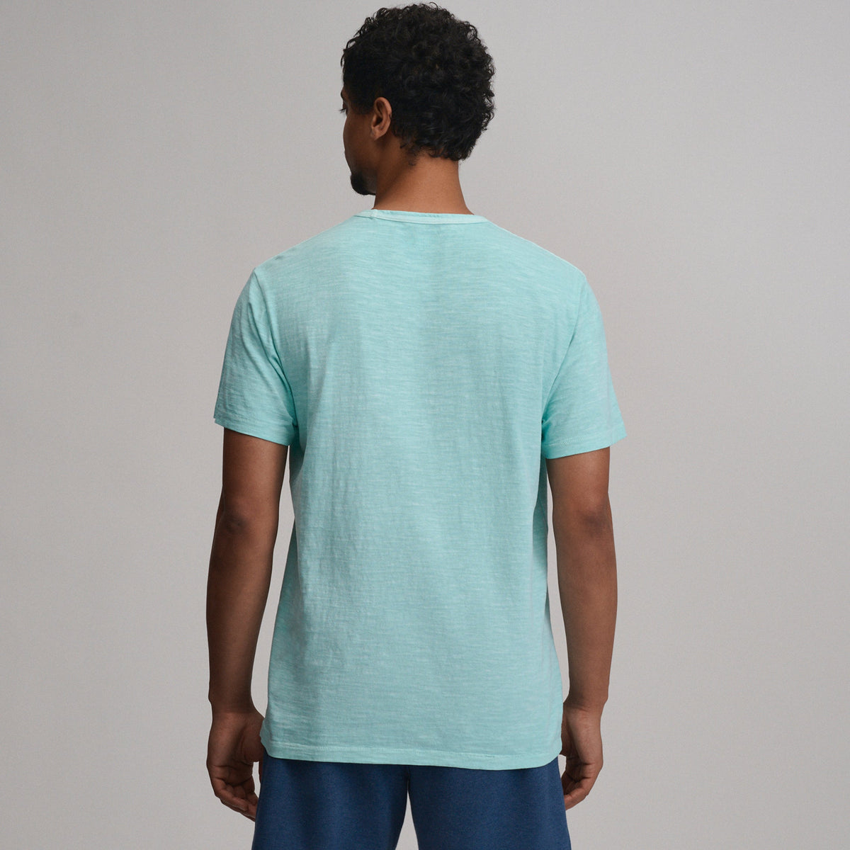 Eddie Bauer Men's Sunwashed Cotton T-Shirt alternate view 1