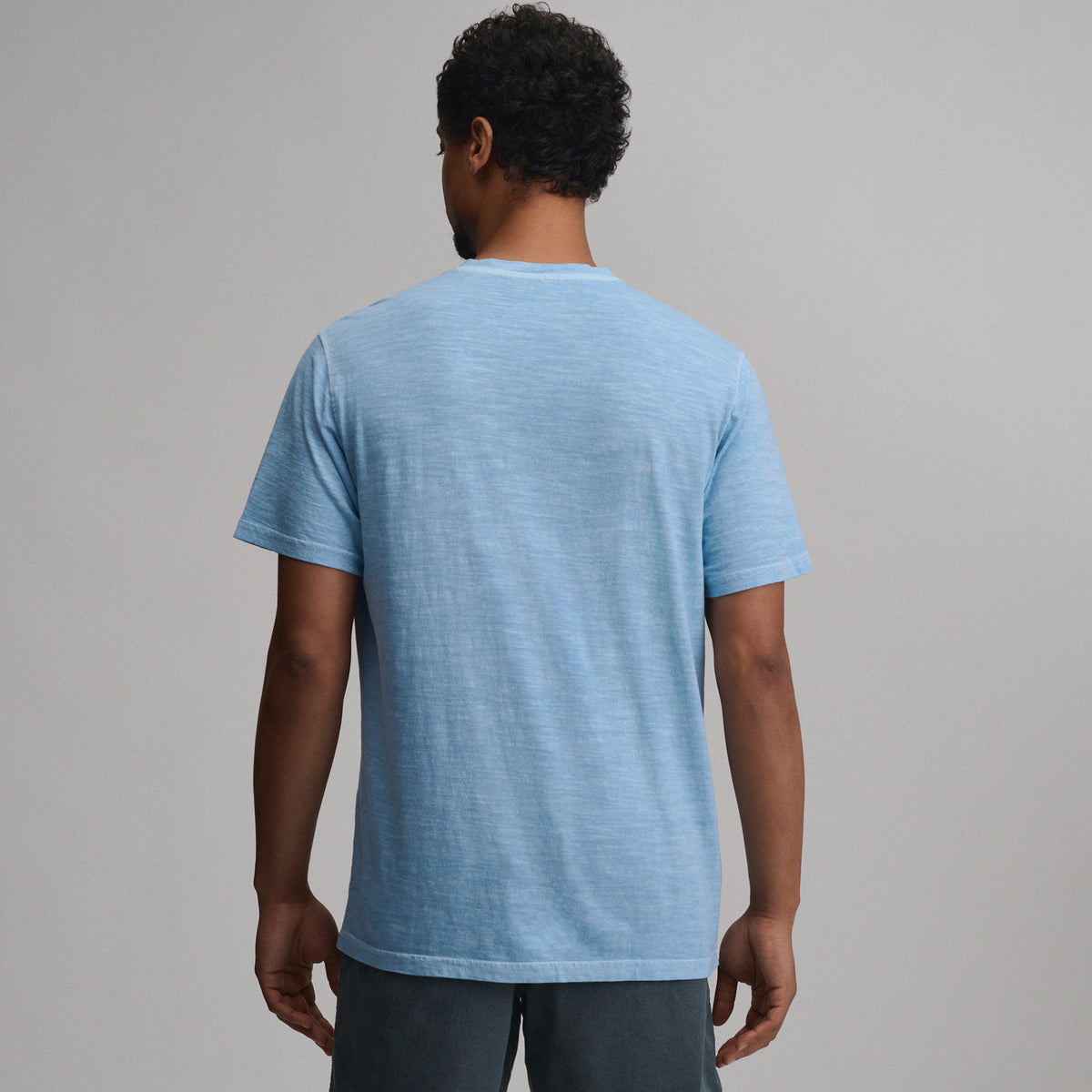 Eddie Bauer Men's Short-Sleeve Sunwashed Cotton Henley alternate view 5