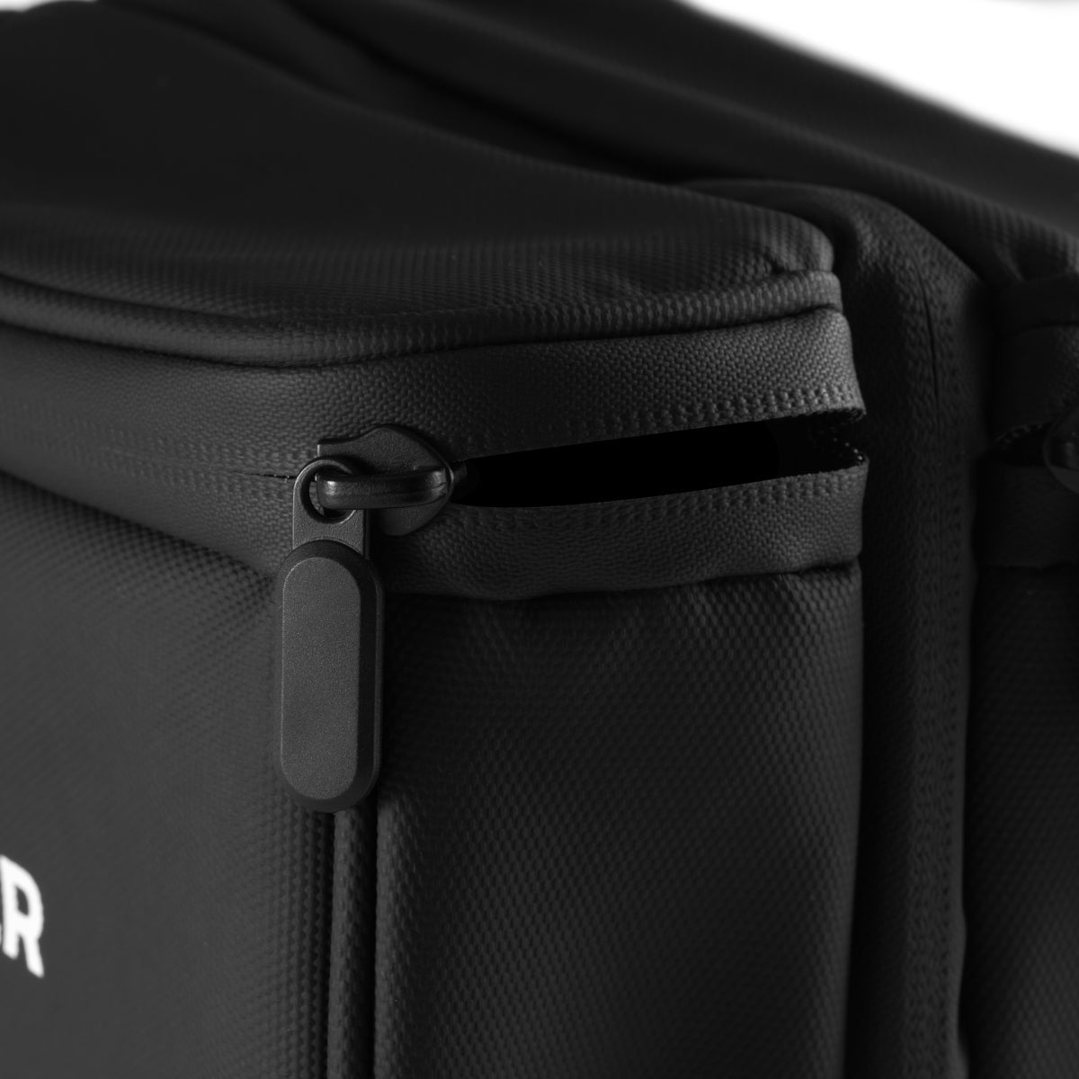 HOVERAir Multi-functional Carry Bag alternate view 2