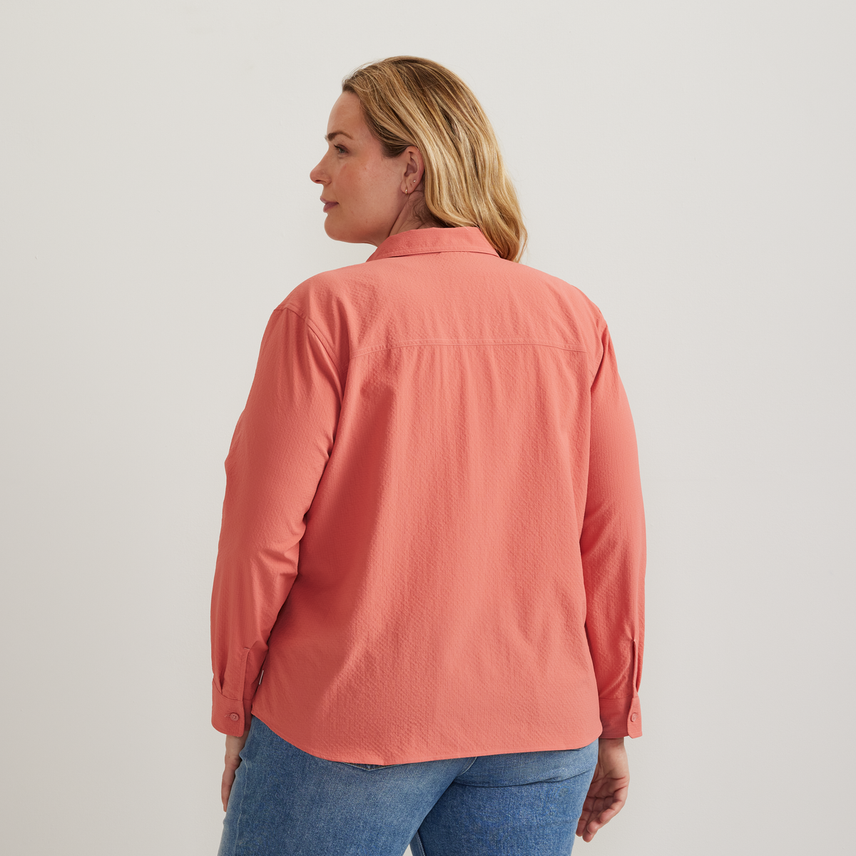 Eddie Bauer Women's Mountain 3.0 Long-Sleeve Shirt - Solid alternate view 3