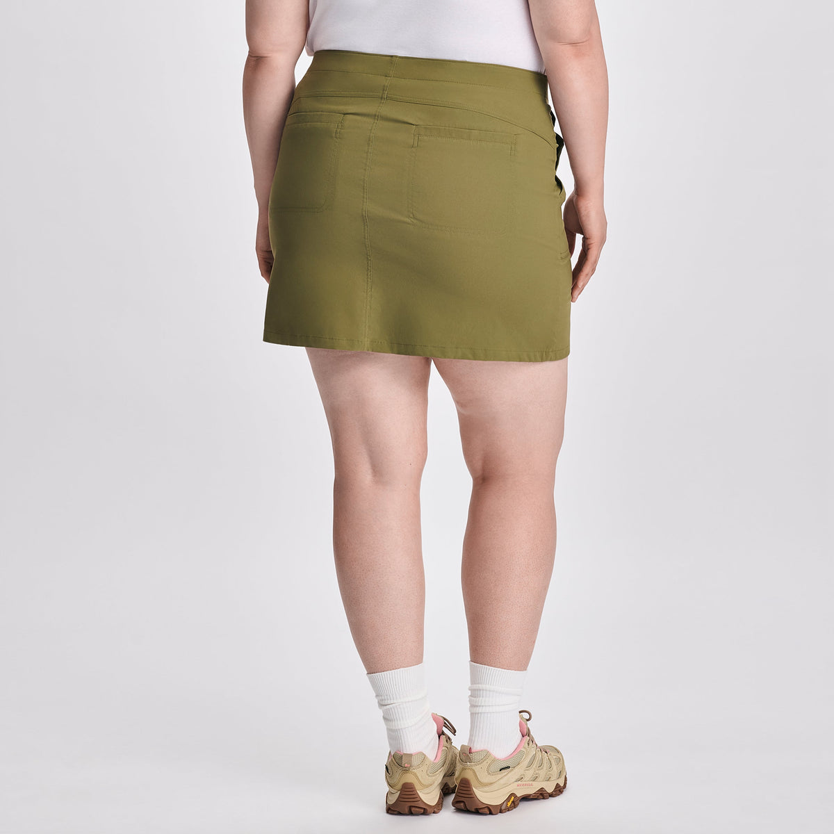 Eddie Bauer Women's Horizon High-Rise Skort alternate view 3