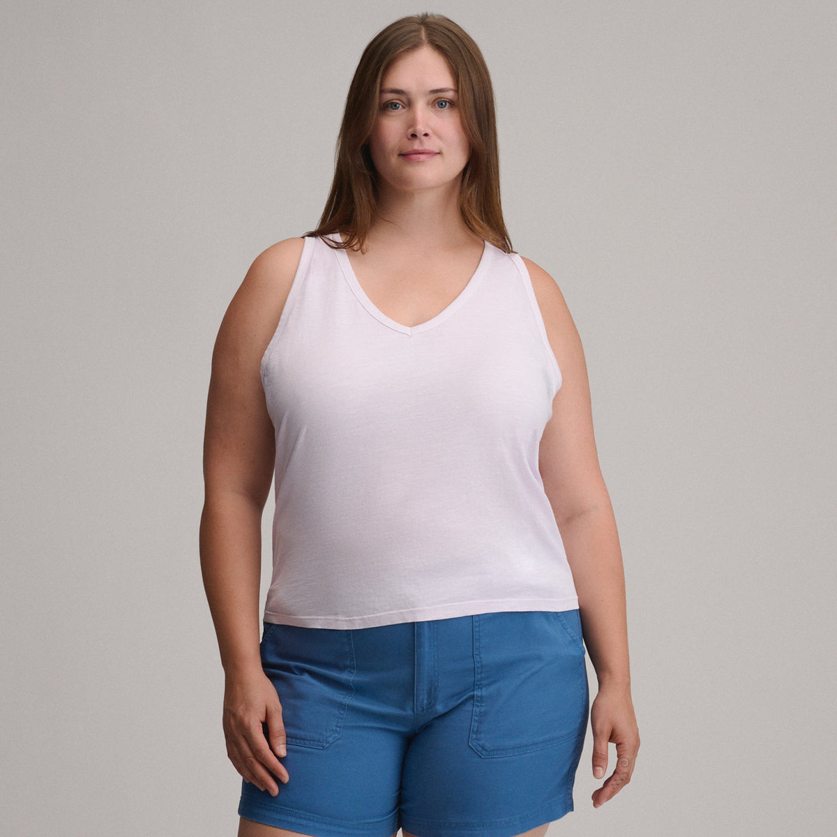 Eddie Bauer Women's Sunwashed Cotton V-Neck Tank alternate view 4