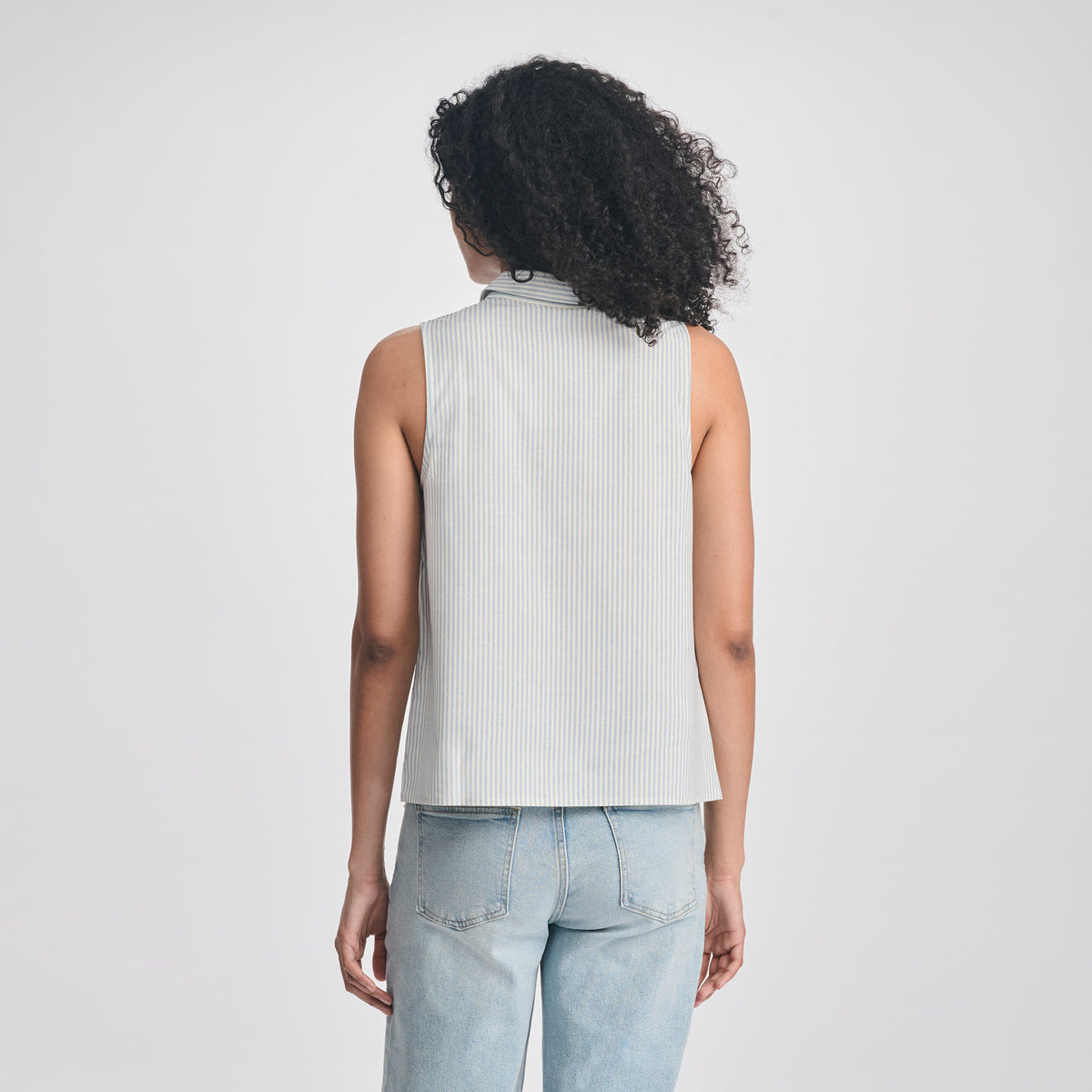 Eddie Bauer Women's Departure Collared Tank alternate view 1