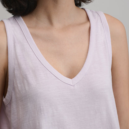Eddie Bauer Women's Sunwashed Cotton V-Neck Tank alternate view 2