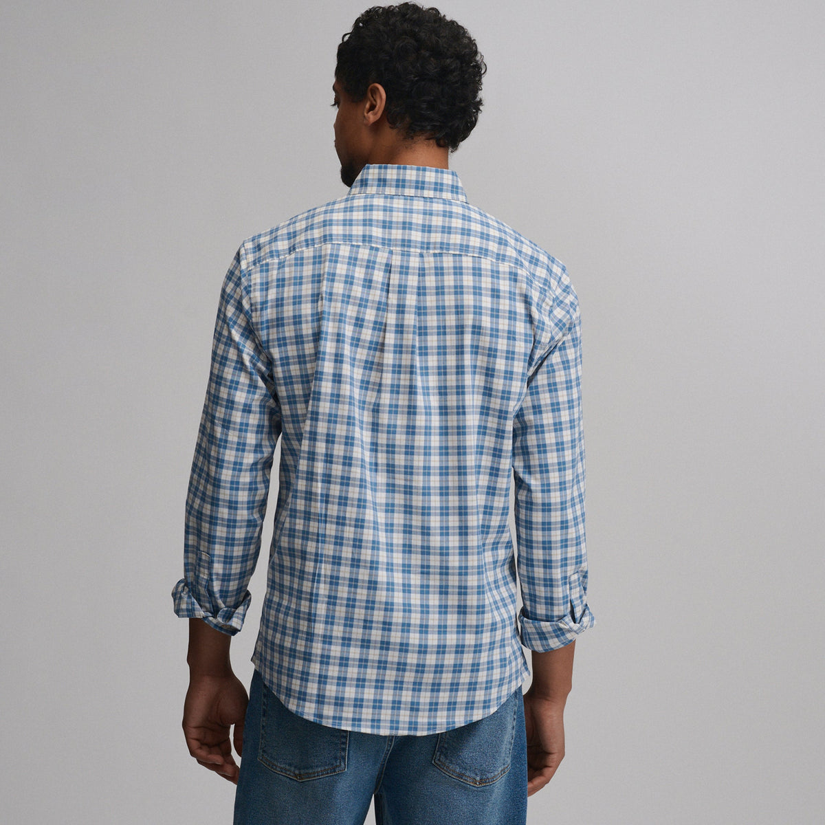 Eddie Bauer Men's Voyager Flex Long-Sleeve Shirt alternate view 5