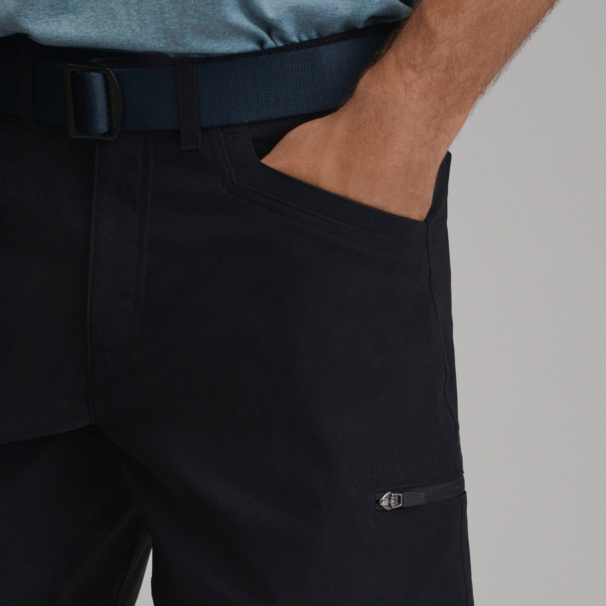Eddie Bauer Men's Guide Pro 2.0 Shorts - 8" alternate view 2