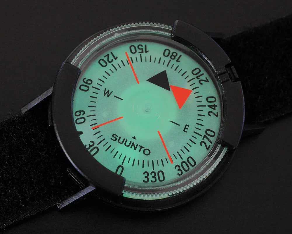 Suunto M-9/Black/Black/NH with Velcro Strap